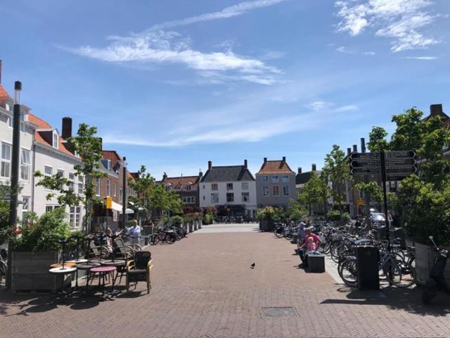 Ruime Studio 'In De Drie Koningen' In Hartje Middelburg Esterno foto
